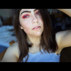 Meet your Posher, Dora